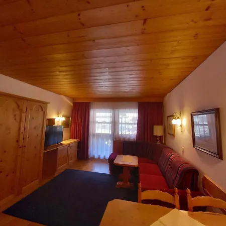 Aparthaus Camping Stubai Neustift im Stubaital Exterior foto